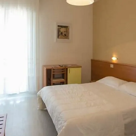 Domingo Hotel