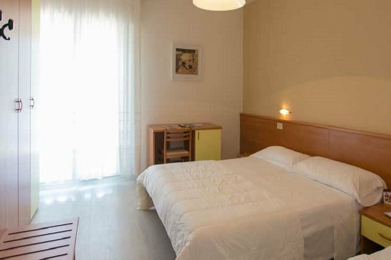 Domingo Hotel