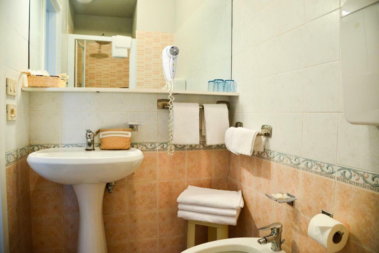 Domingo Hotel 3*